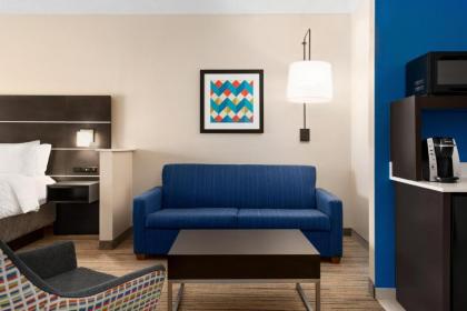Holiday Inn Express Hotel & Suites McAlester an IHG Hotel - image 15