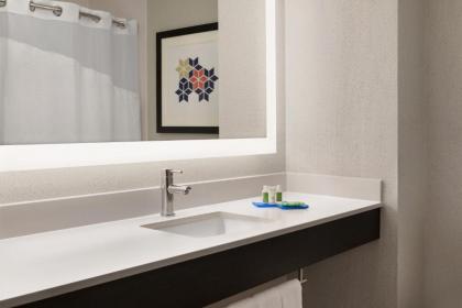 Holiday Inn Express Hotel & Suites McAlester an IHG Hotel - image 7