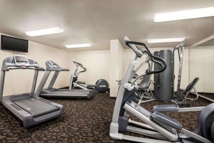 Travelodge by Wyndham McAlester - image 10
