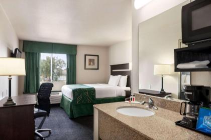 Travelodge by Wyndham McAlester - image 8