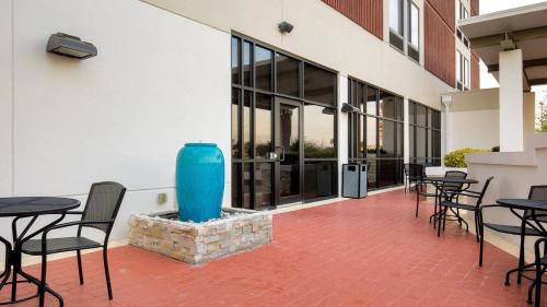 SpringHill Suites McAllen - image 5