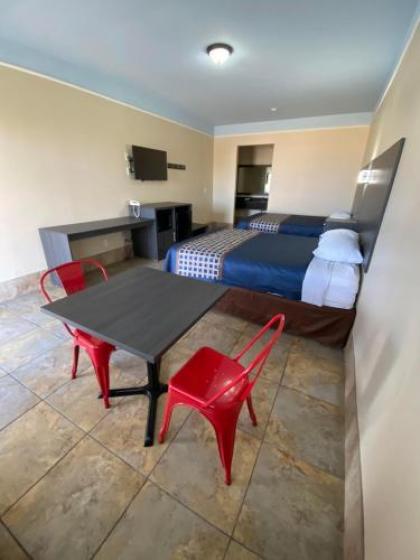 Texas Inn & Suites McAllen at La Plaza Mall and Airport - image 2