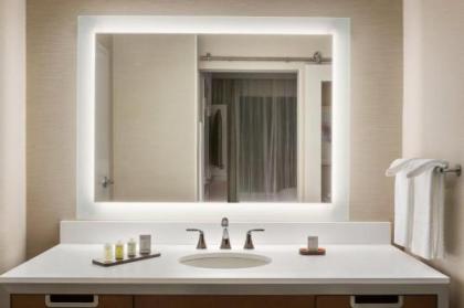 Embassy Suites by Hilton McAllen Convention Center - image 4