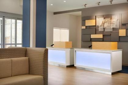 Holiday Inn Express  Suites   mcAllen   medical Center Area an IHG Hotel Texas