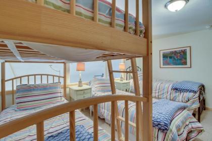 Crystal Beach Lakefront Condo - image 11