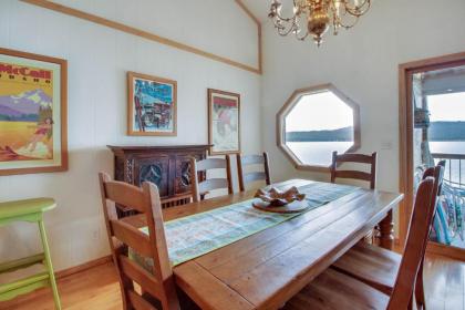 Crystal Beach Lakefront Condo - image 14