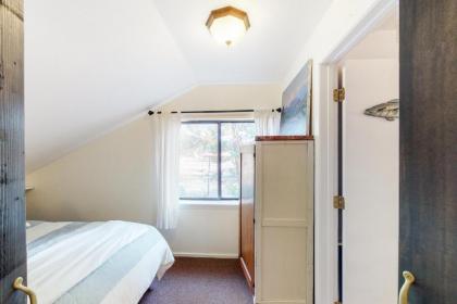 Washington Street Getaway - image 12
