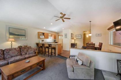 Syringa House by Casago McCall - Donerightmanagement - image 3