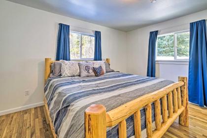 Modern Rustic Retreat - Walk to Payette Lake! - image 12