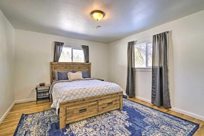 Modern Rustic Retreat - Walk to Payette Lake! - image 15