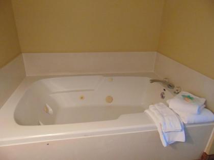 Horse Creek Inn - image 12
