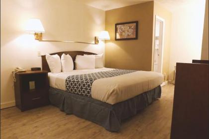 Coratel Inn & Suites McCook - image 12