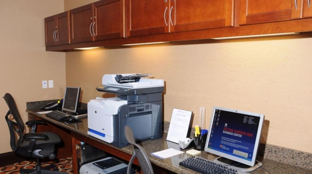 Hilton Garden Inn Atlanta South-McDonough - image 2