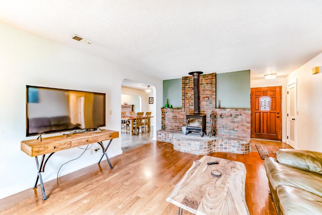 Harmony House - image 6