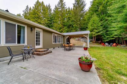 Bigfoots Hideaway - image 11