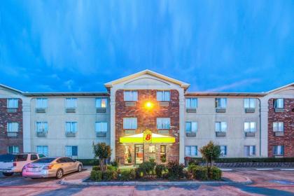 Super 8 by Wyndham mcKinneyPlano Area mcKinney Texas