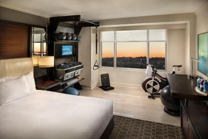 Hilton McLean Tysons Corner - image 15