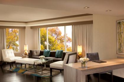 Hilton McLean Tysons Corner - image 20