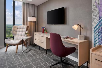 The Watermark Hotel - image 6