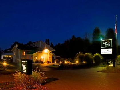 Sierra Sands Family Lodge - image 6