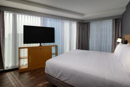 Hyatt Place Boston/Seaport District - image 16