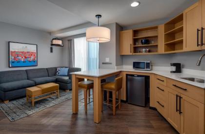 Hyatt Place Boston/Seaport District - image 17