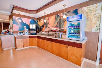 Fairfield Inn by Marriott Medford Long Island - image 15