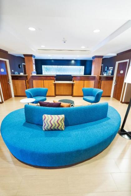 Fairfield Inn by Marriott Medford Long Island - image 4