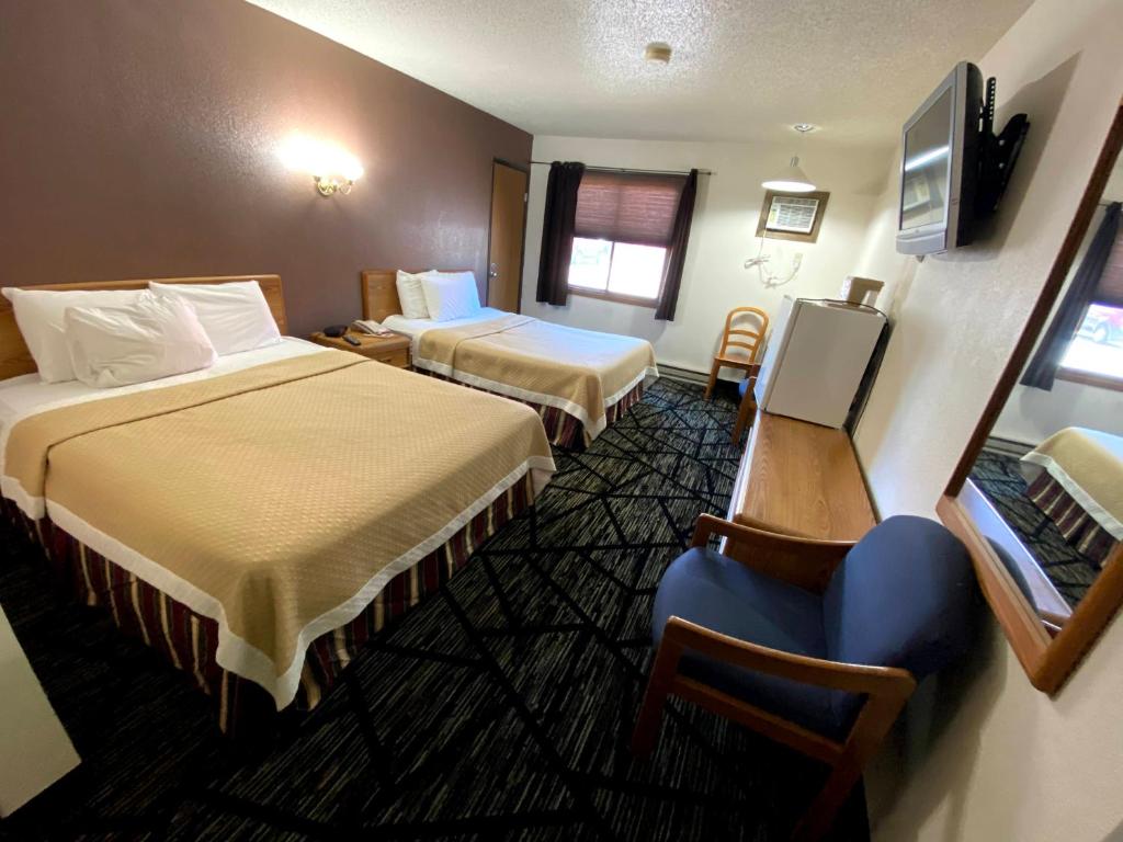 Woodland Inn & Suites - main image