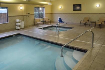 Hampton Inn Medford - image 4