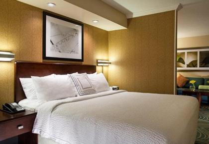 SpringHill Suites by Marriott Medford - image 10