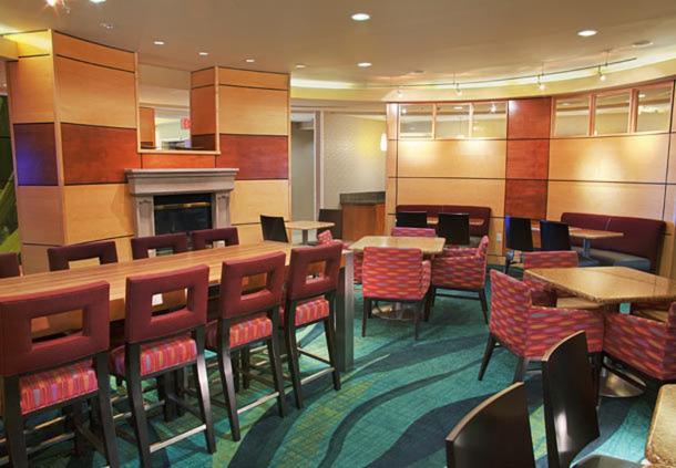 SpringHill Suites by Marriott Medford - image 6