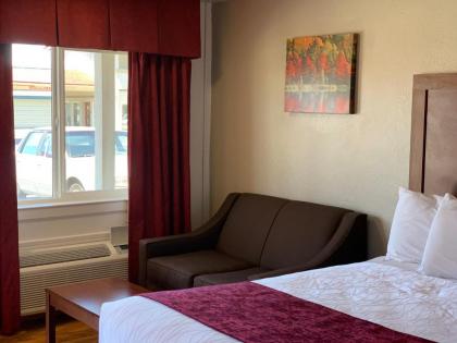 Red Carpet Inn Medford - image 13