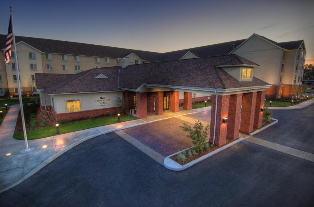 Homewood Suites Medford - main image
