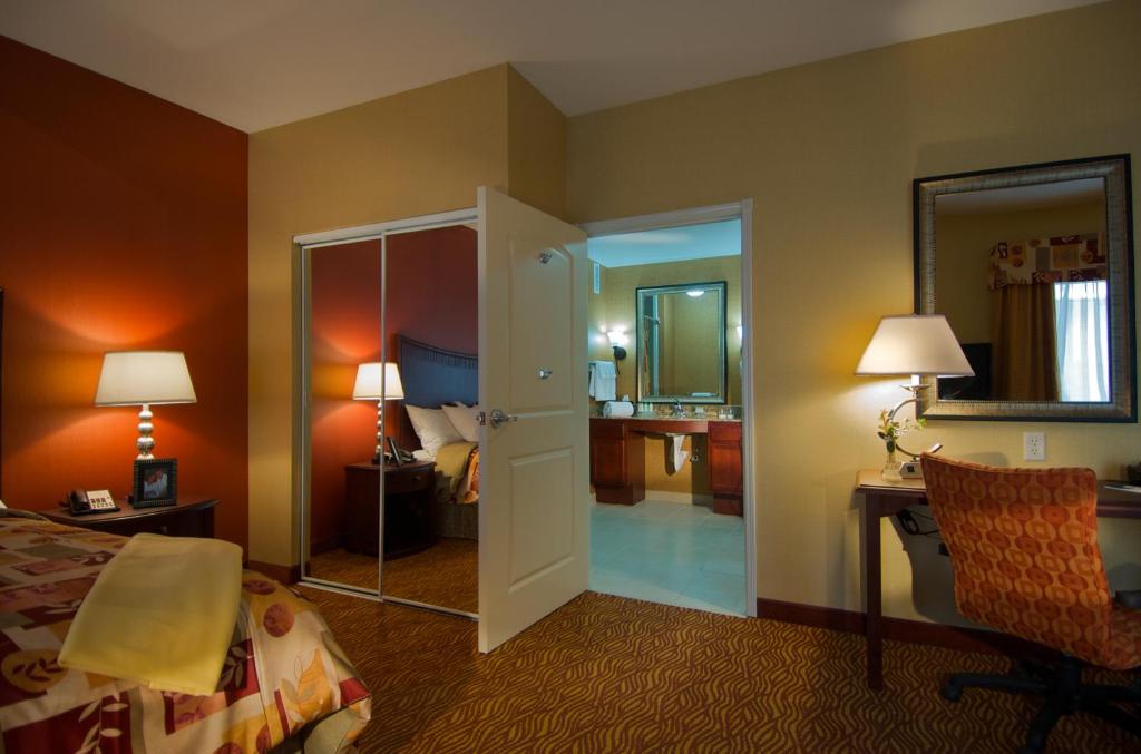 Homewood Suites Medford - image 3