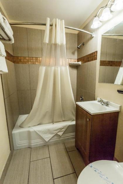 Budget Inn of America - image 2