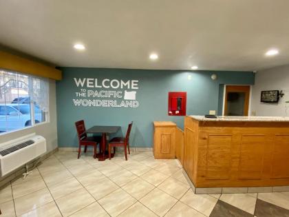 Travelers Inn Medford I-5 - image 13