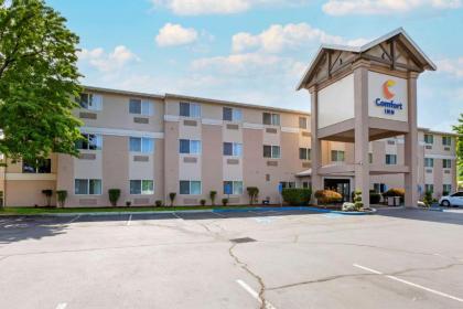 Comfort Inn South-Medford - image 3