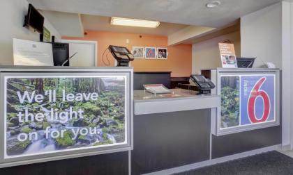 Motel 6-Medford OR - image 11
