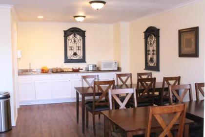 Sovana Inn - image 12