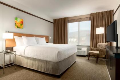 Hilton Garden Inn Medford - image 3