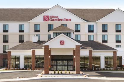 Hilton Garden Inn Medford - image 4