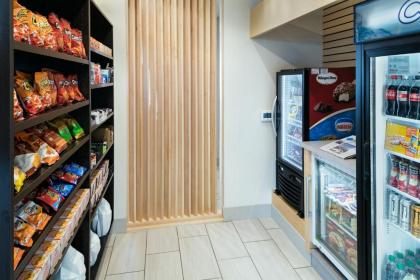 Holiday Inn Express & Suites - Medford an IHG Hotel - image 15