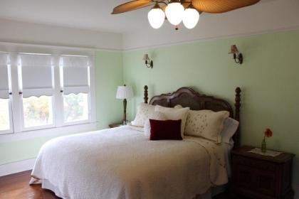 Lady Geneva Bed & Breakfast - image 9