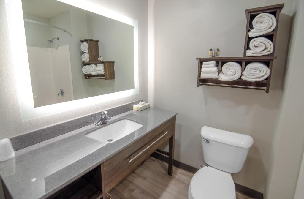 My Place Hotel-Medford OR - image 5