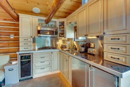 Little Log Cabin on Lake Washington - image 8