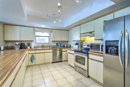 Home with Private Pool Less Than 1 Mi to Melbourne Beach - image 15