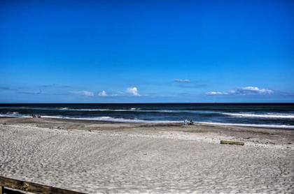 Home with Private Pool Less Than 1 Mi to Melbourne Beach - image 4