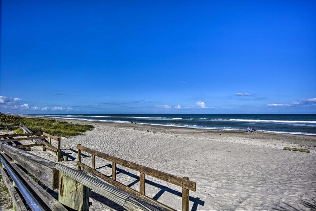 Home with Private Pool Less Than 1 Mi to Melbourne Beach - image 6