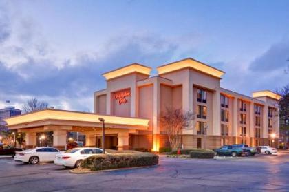 Hampton Inn Poplar Memphis